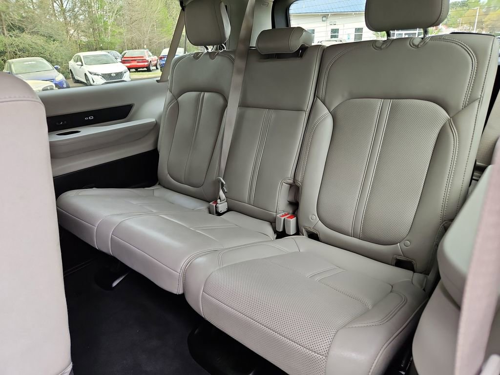 Used 2024 Jeep Wagoneer L Series II image 31