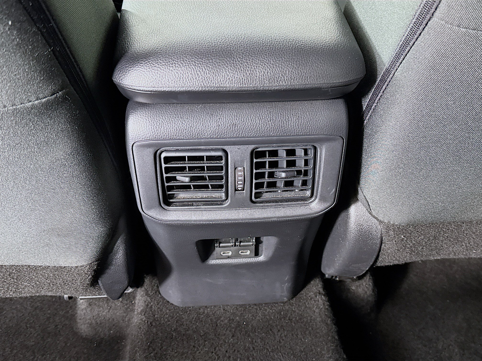 Certified 2025 Toyota RAV4 XLE AWD/4WD image 24