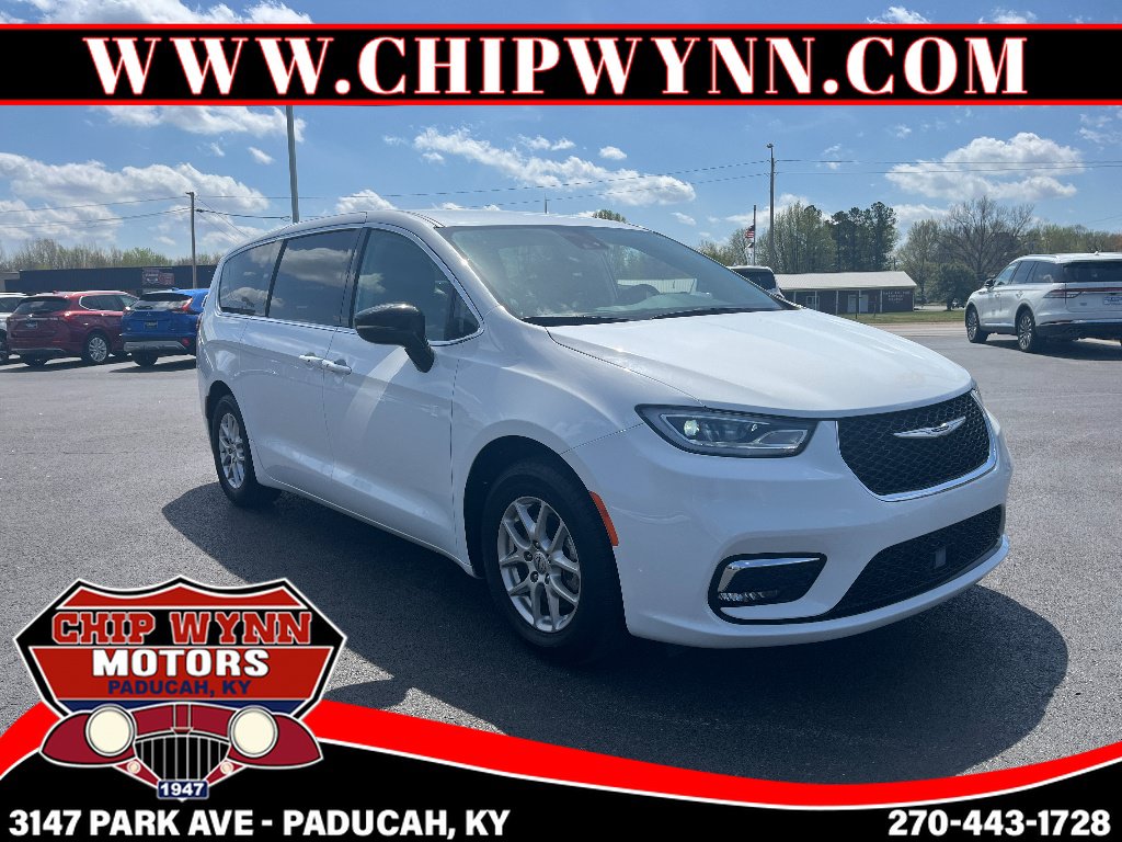 Used 2024 Chrysler Pacifica Touring-L