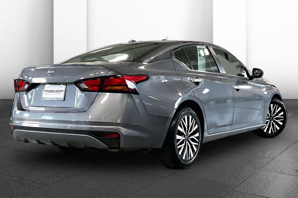 Certified 2024 Nissan Altima 2.5 SV FWD image 13