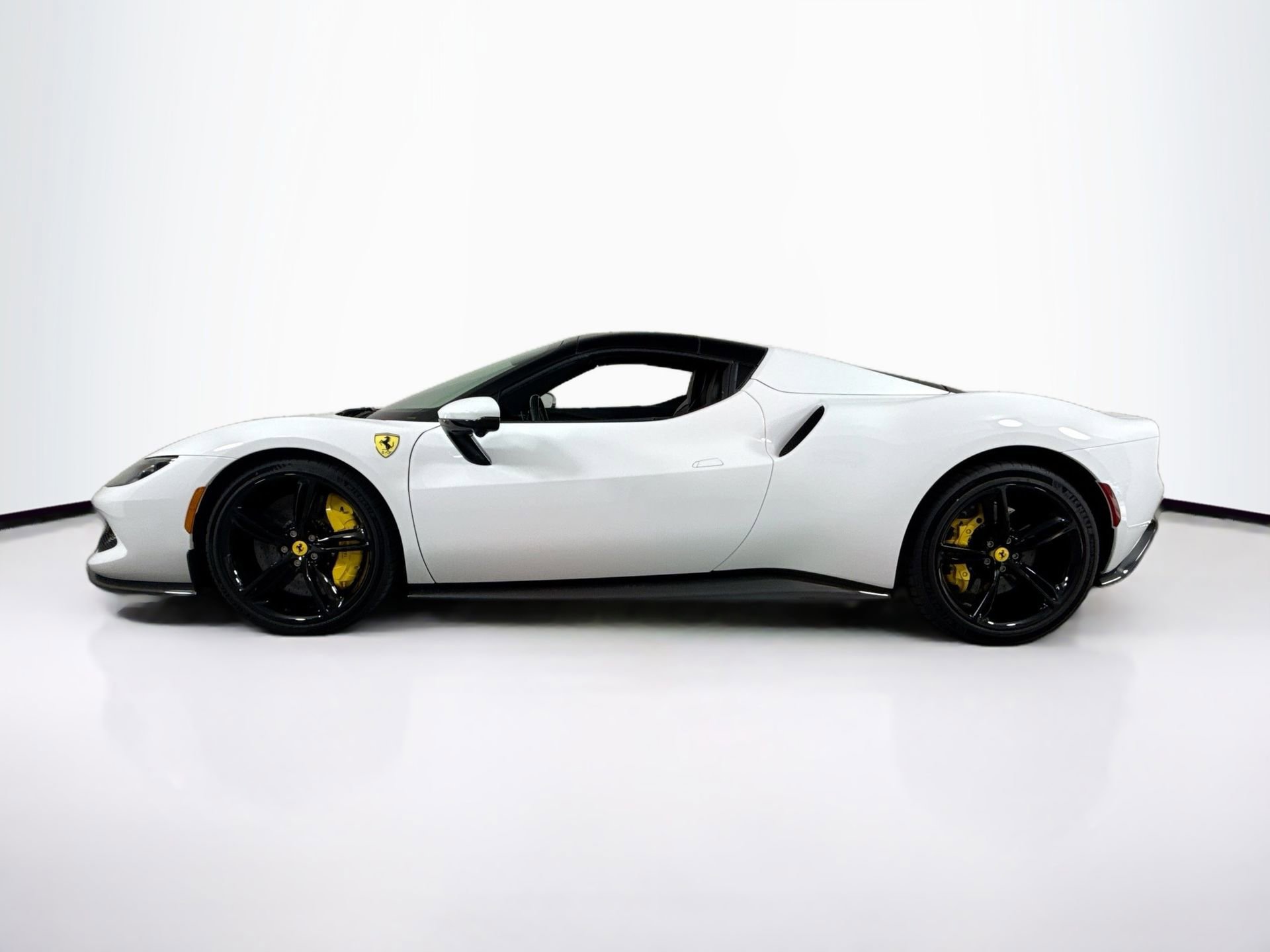 Certified 2023 Ferrari 296 GTS image 4