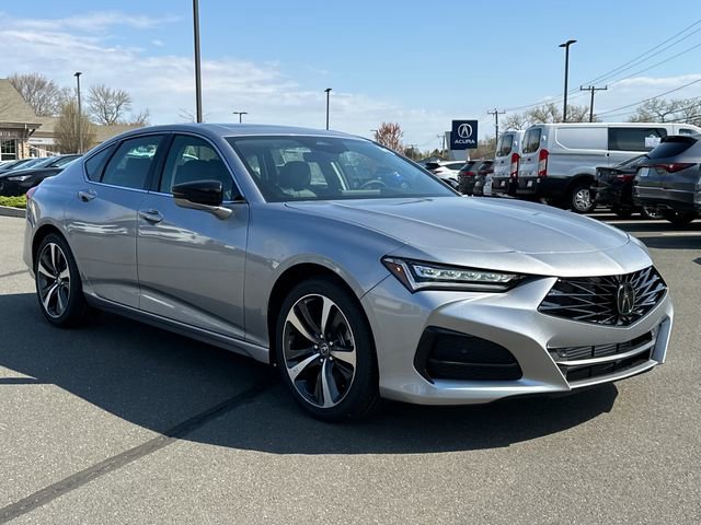 Used 2025 Acura TLX w/ Technology Package image 5