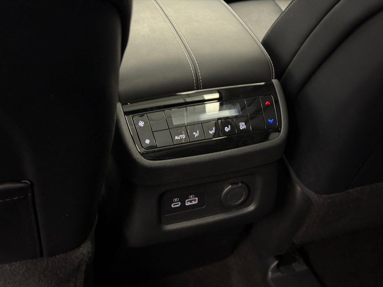 Used 2023 INFINITI QX60 Pure image 19