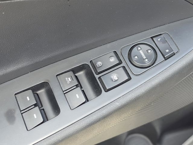 Used 2018 Hyundai Tucson Value FWD image 23