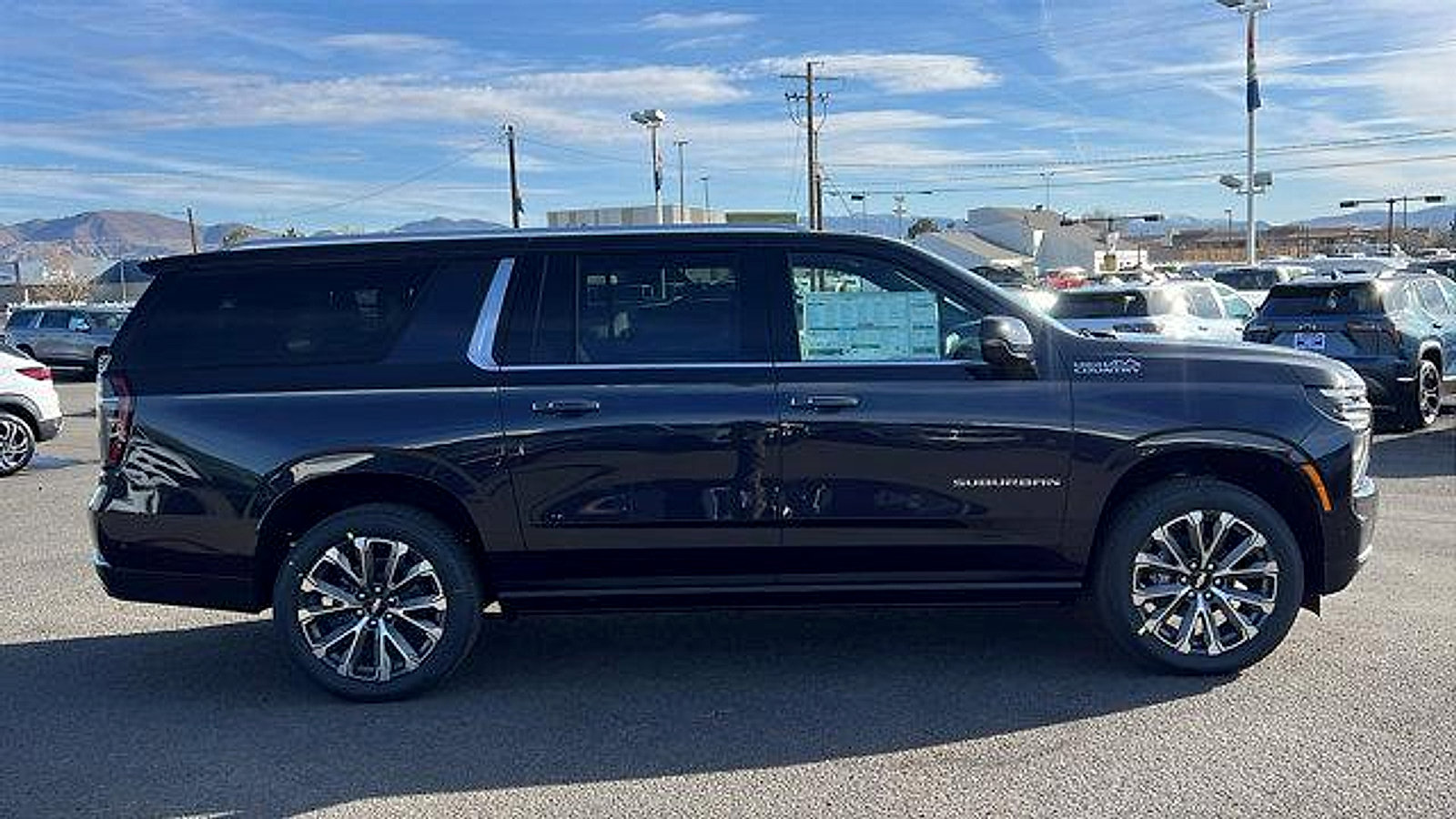 New 2026 Chevrolet Suburban High Country image 4