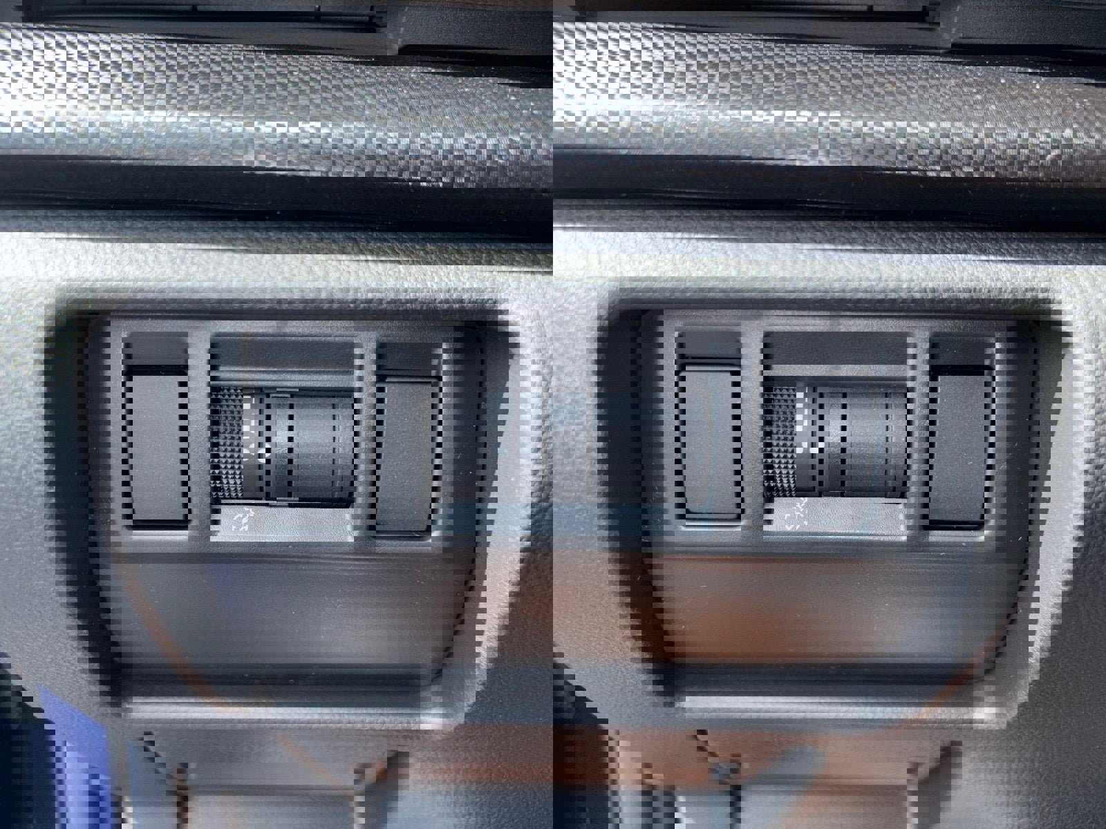 New 2025 Subaru Crosstrek 2.5i Sport w/ Crosstrek Mirror Package image 16