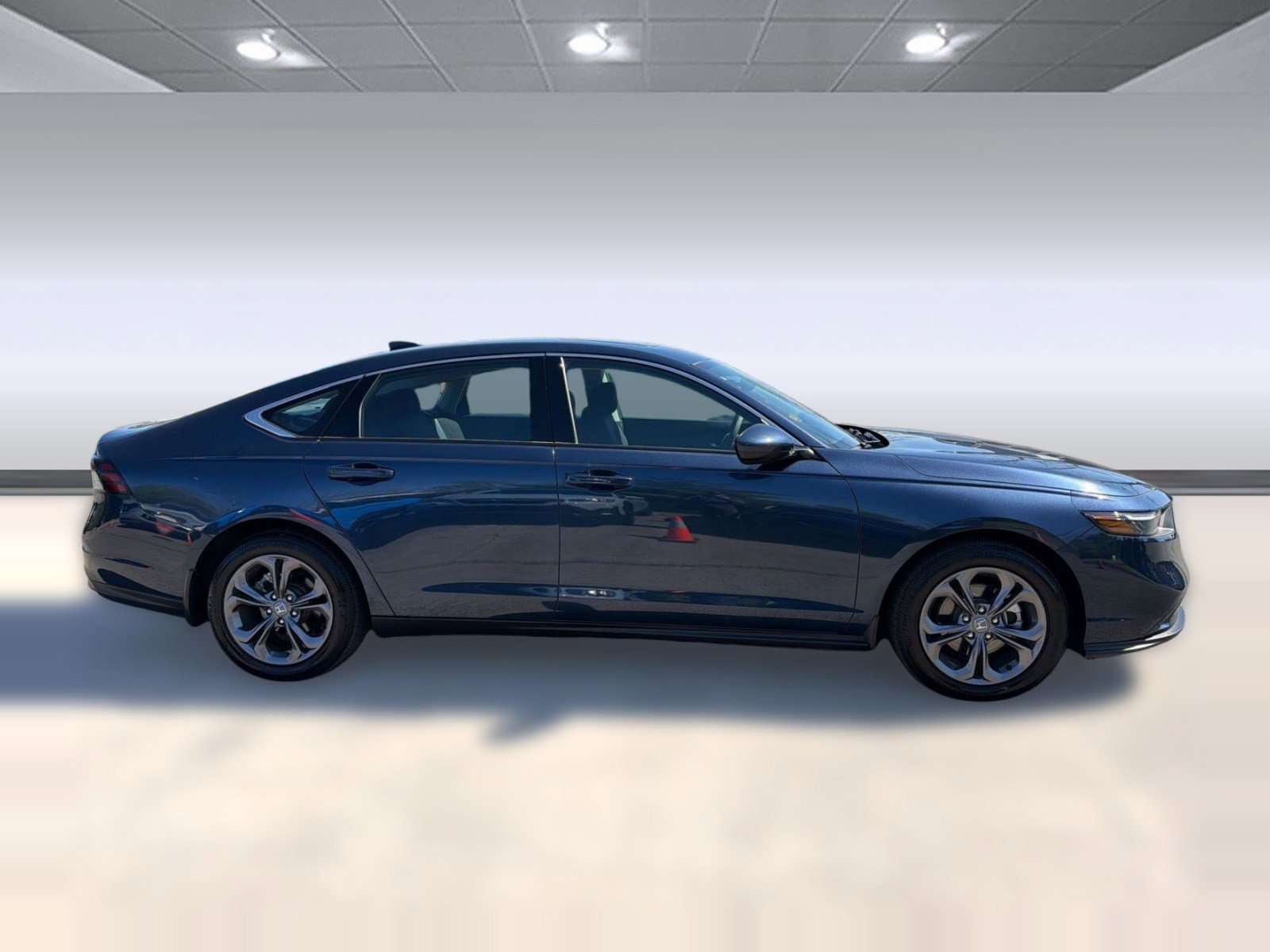 Used 2024 Honda Accord EX image 8