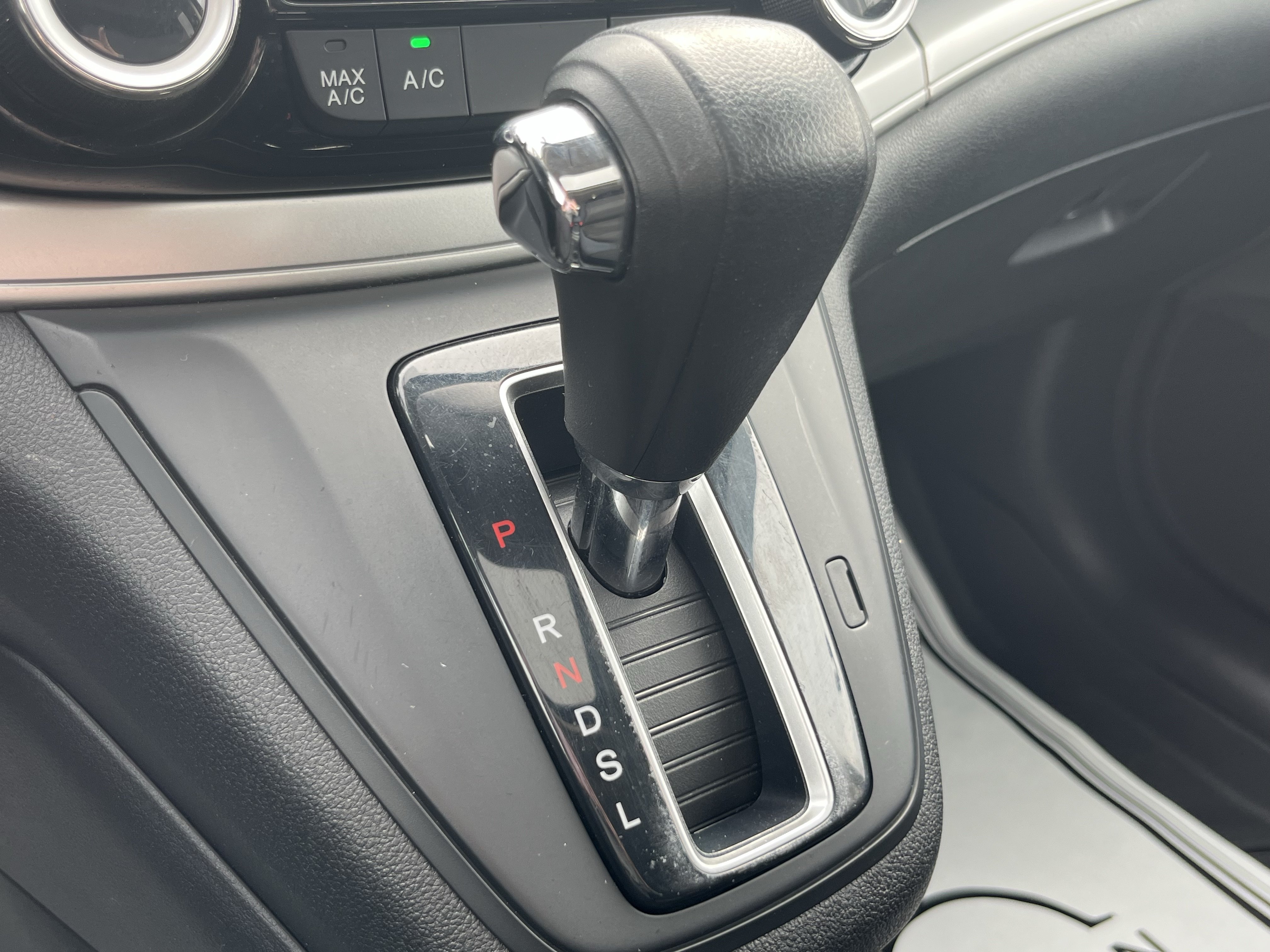 Used 2016 Honda CR-V EX image 28