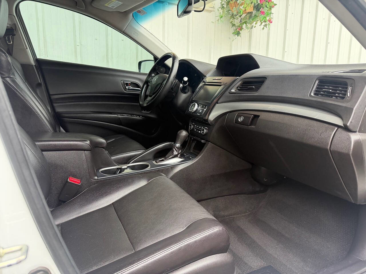 Used 2017 Acura ILX FWD image 15