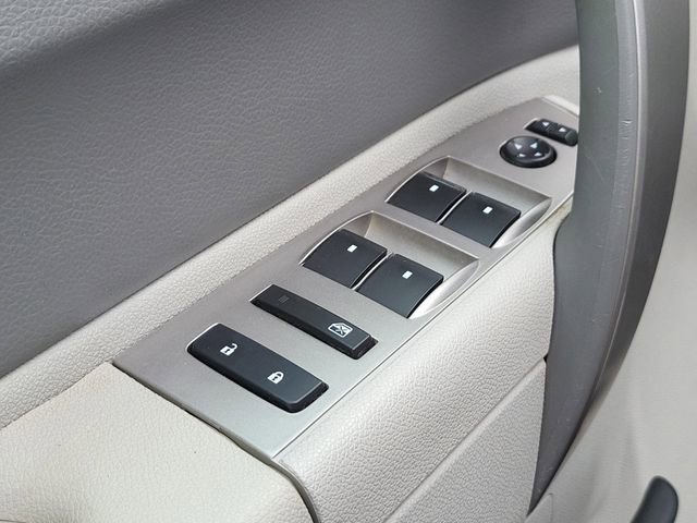 Used 2013 GMC Sierra 2500 SLE w/ Suspension Package, Off-Road image 10