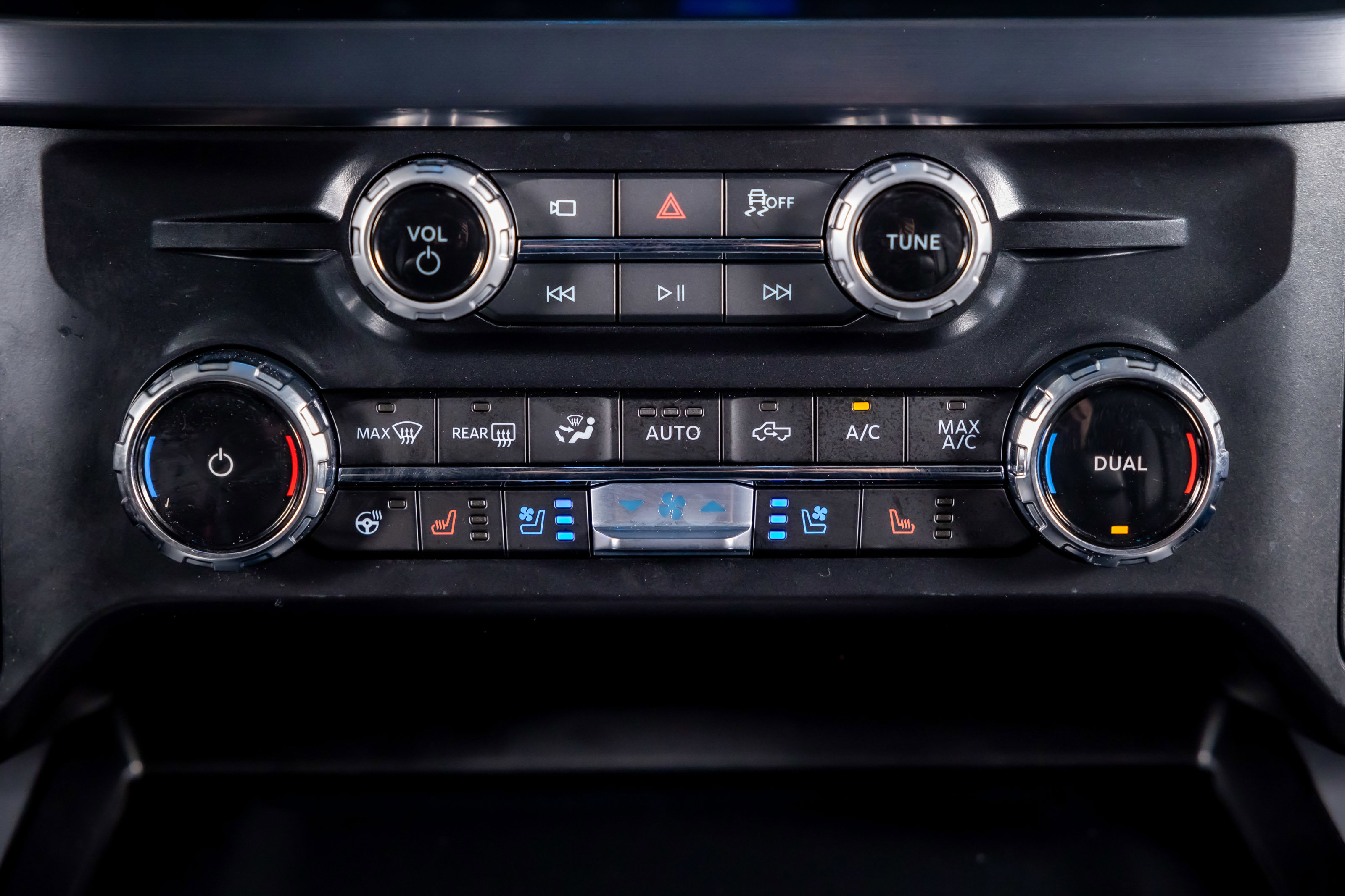 Used 2025 Ford F250 Lariat w/ Chrome Package image 31