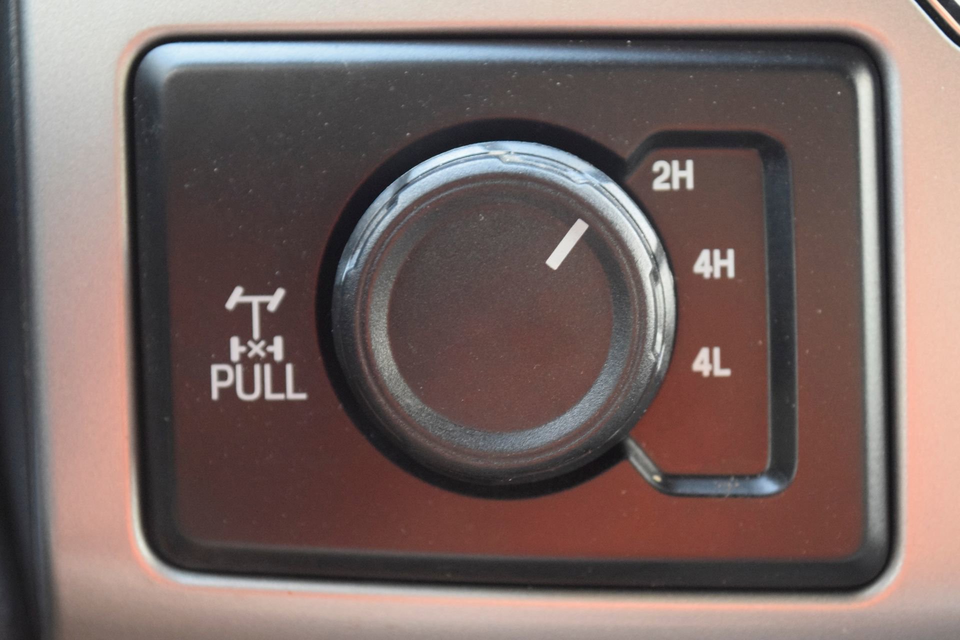 Used 2022 Ford F250 Lariat w/ Lariat Ultimate Package AWD/4WD image 16