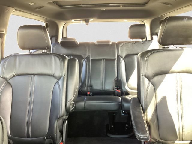 Used 2022 Jeep Wagoneer Series III w/ Premium Group I image 13