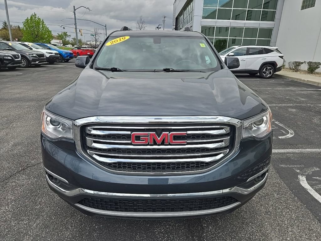 Used 2019 GMC Acadia SLT w/ LPO, Floor Liner Package FWD image 3