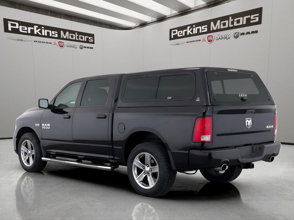 Used 2018 RAM 1500 Express w/ Express Value Package AWD/4WD image 4