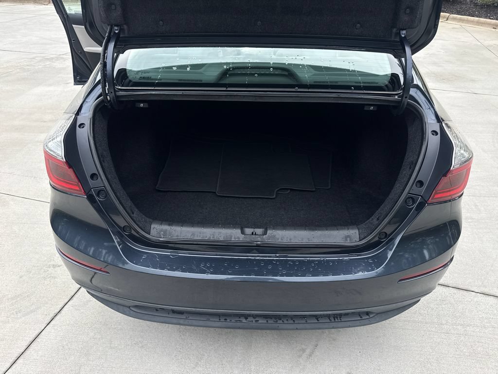 Used 2020 Honda Insight EX image 32