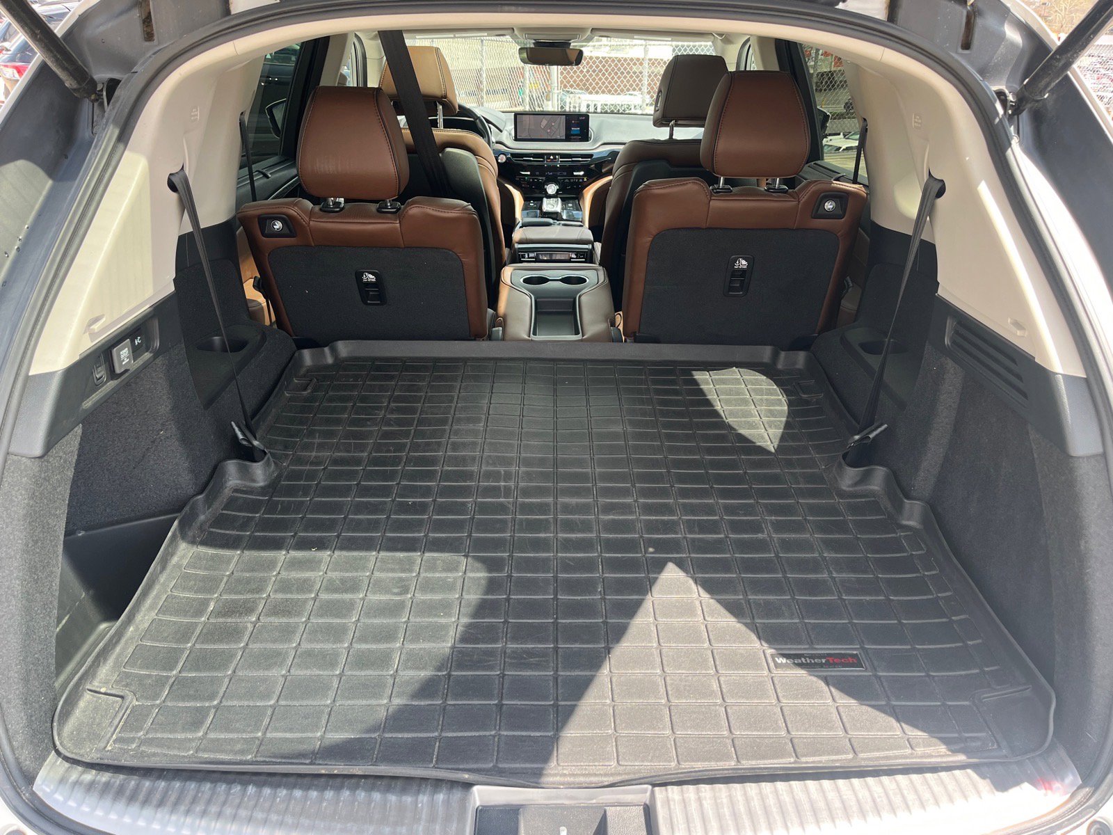 Used 2024 Acura MDX SH-AWD w/ Advance Package image 21