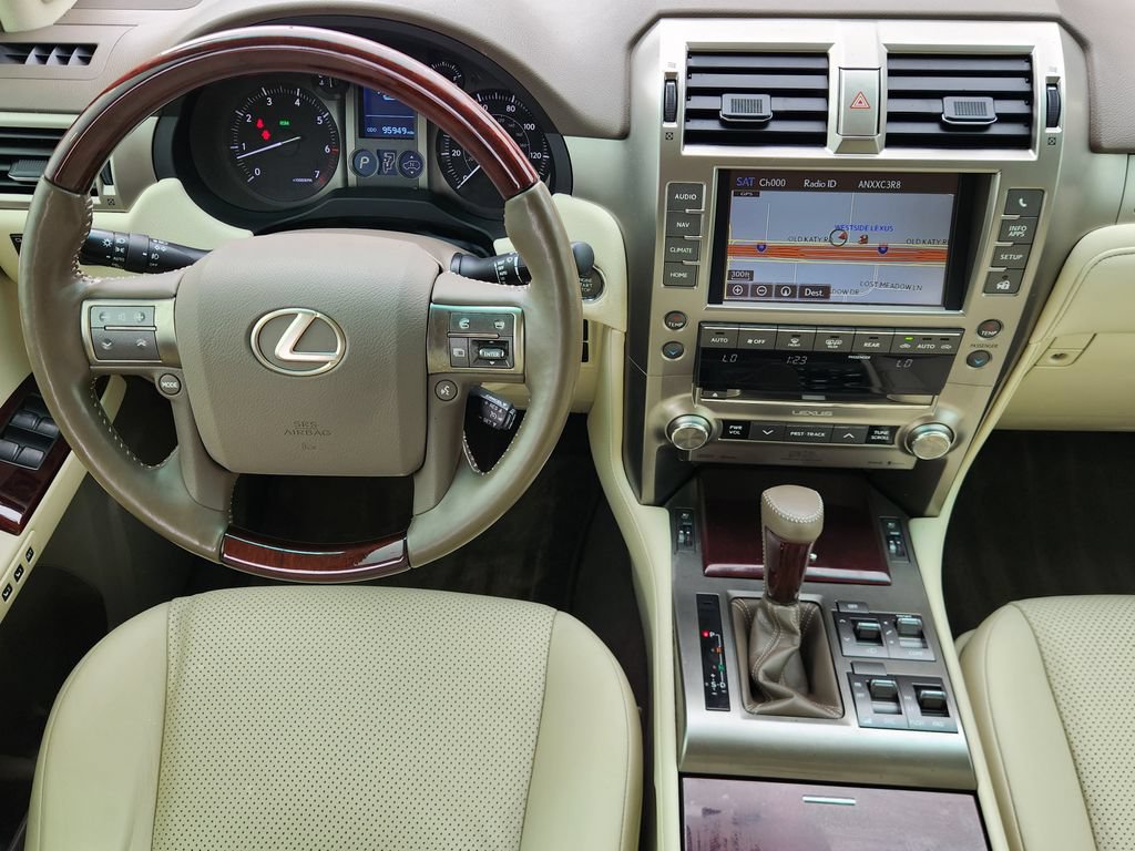 Used 2016 Lexus GX 460 Luxury AWD/4WD image 28