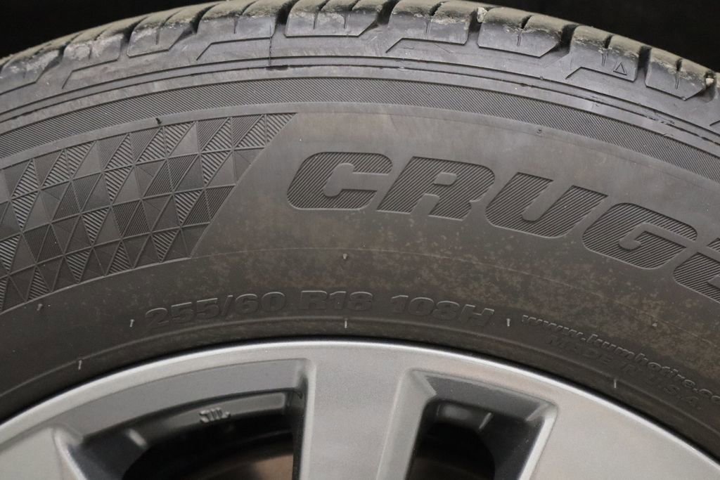 Used 2024 Nissan Pathfinder SV image 45