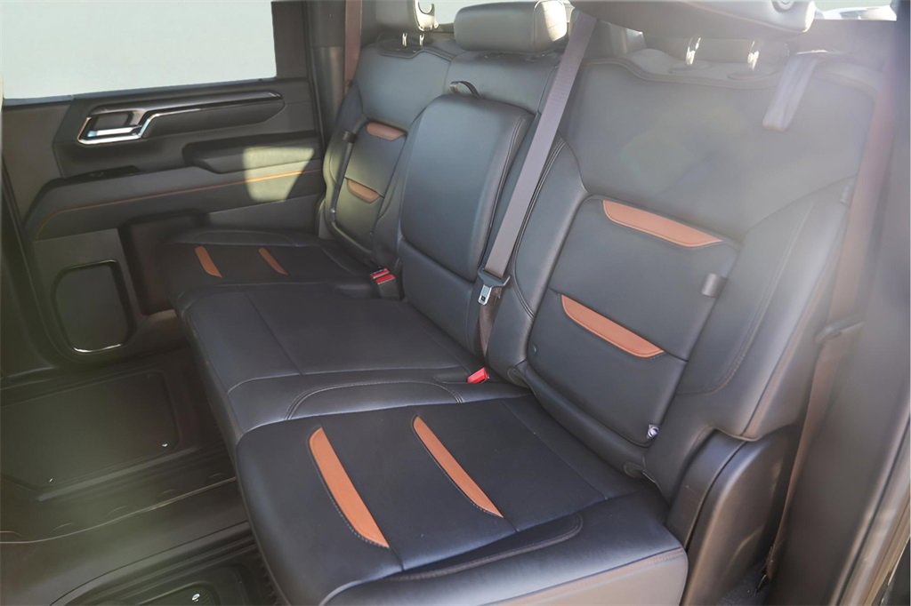 Used 2024 GMC Sierra 3500 AT4 w/ AT4 Premium Plus Package image 27