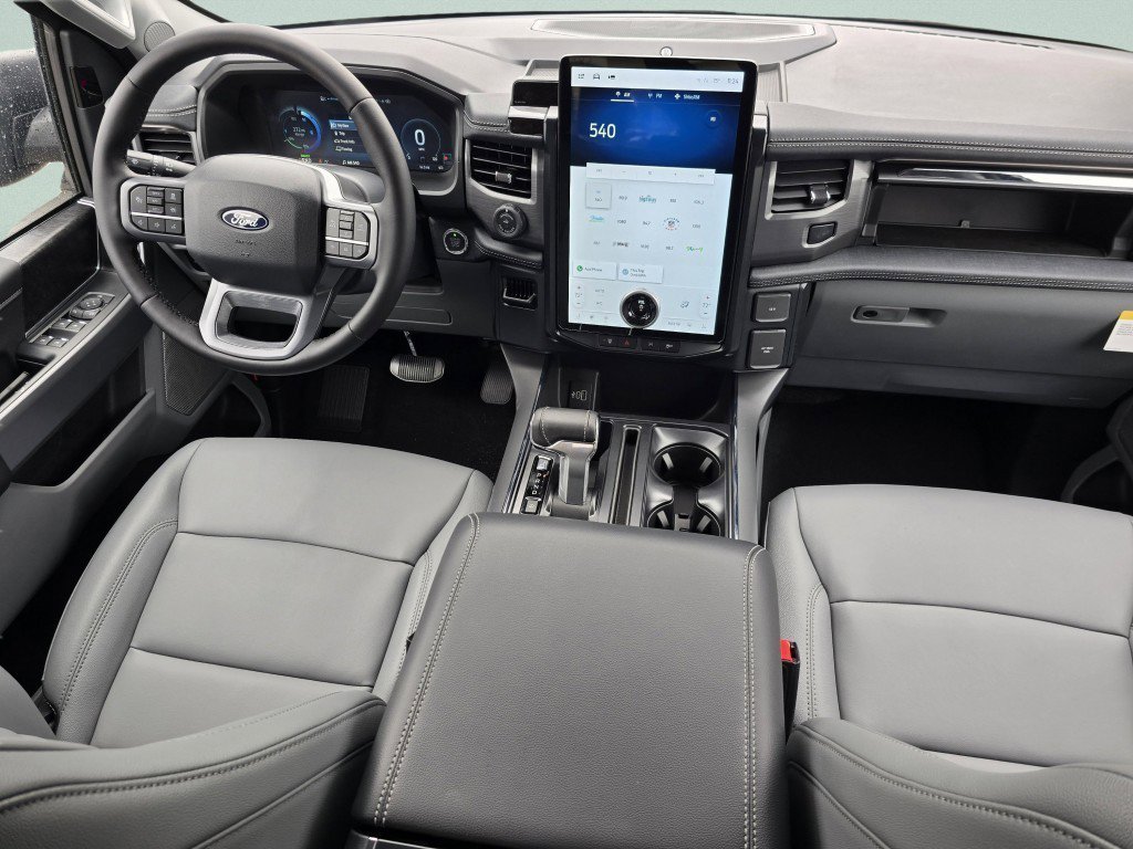 New 2025 Ford F150 Lightning Flash image 22