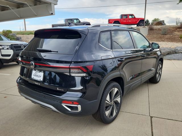 New 2025 Volkswagen Taos SE AWD/4WD image 3