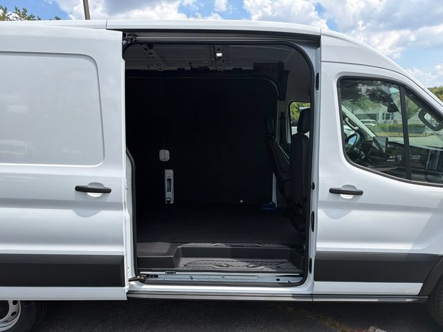 New 2026 Ford Transit 250 148 Medium Roof w/ Load Area Protection Package RWD image 17