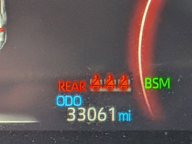 Used 2025 Toyota RAV4 XLE AWD/4WD image 25