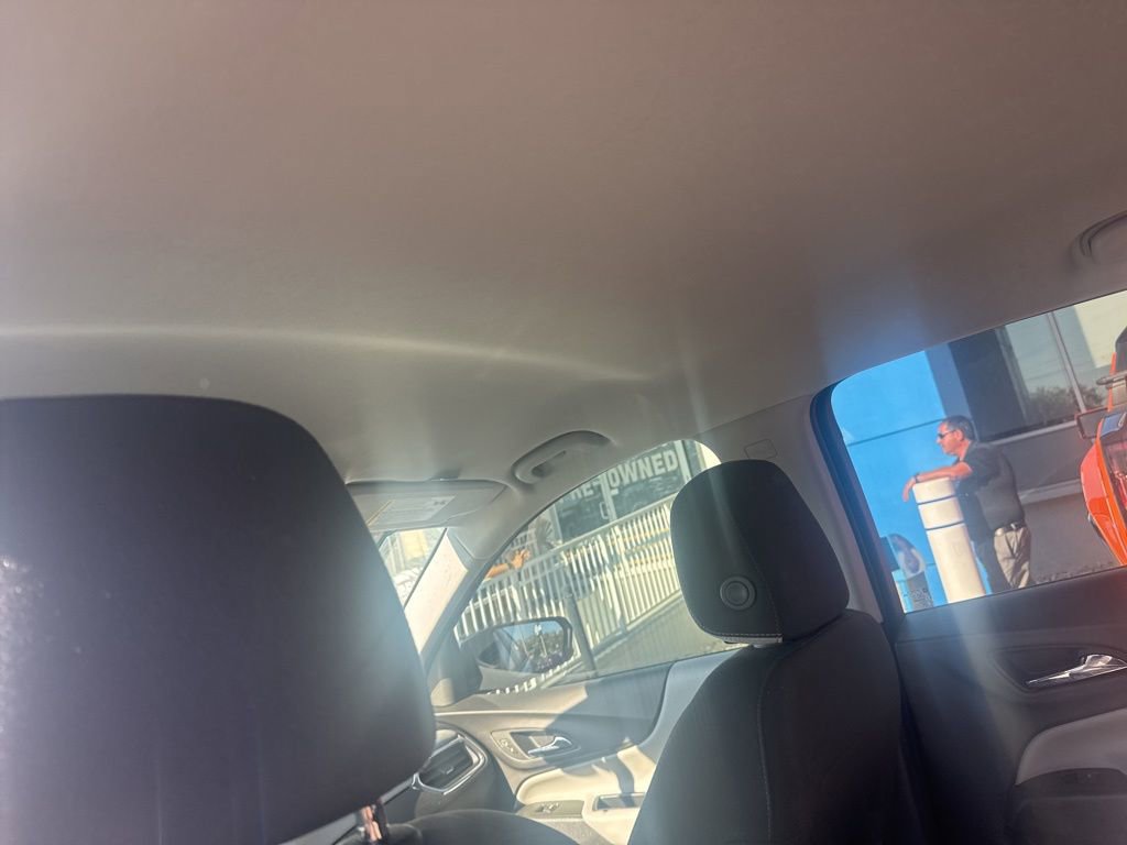 Used 2023 Chevrolet Equinox LS w/ LS Convenience Package image 14