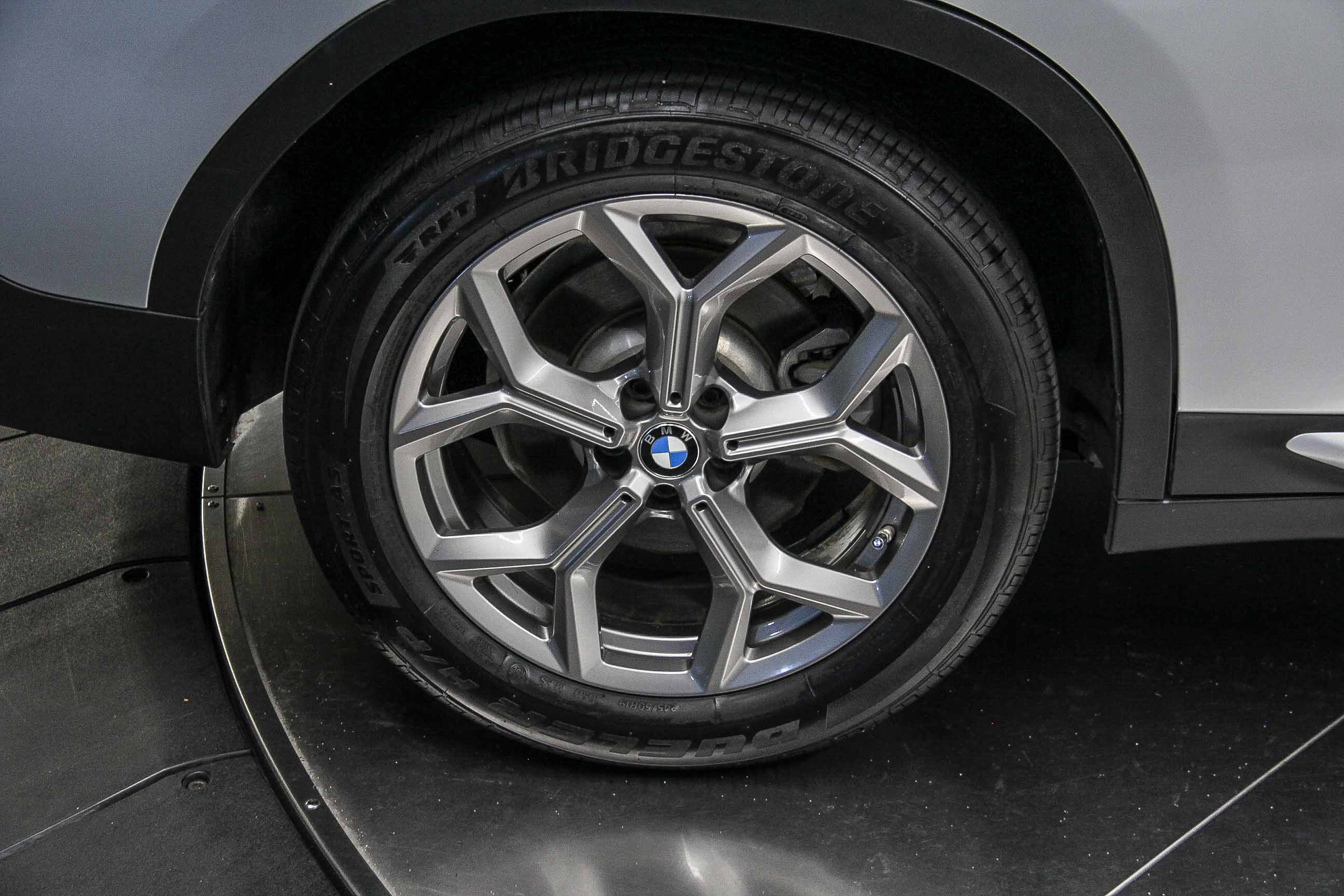 Used 2020 BMW X4 xDrive30i w/ Convenience Package image 8