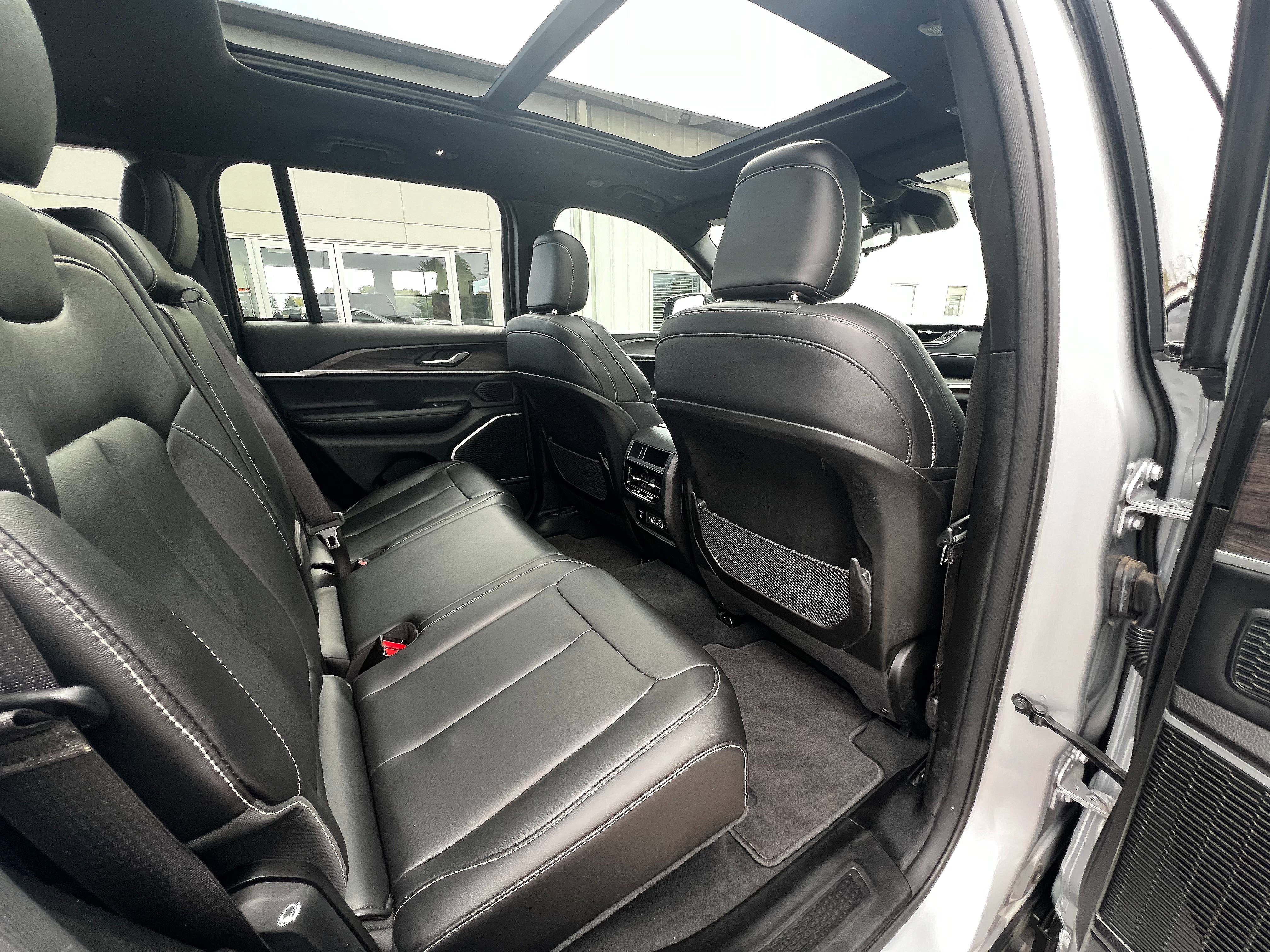 Used 2024 Jeep Grand Cherokee Limited 4xe w/ Trailer Tow Package image 29