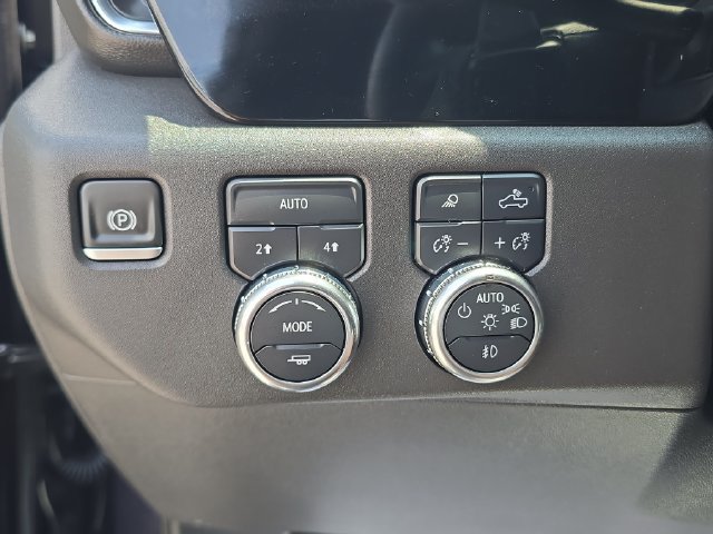 Certified 2025 GMC Sierra 1500 Elevation w/ Preferred Package AWD/4WD image 24