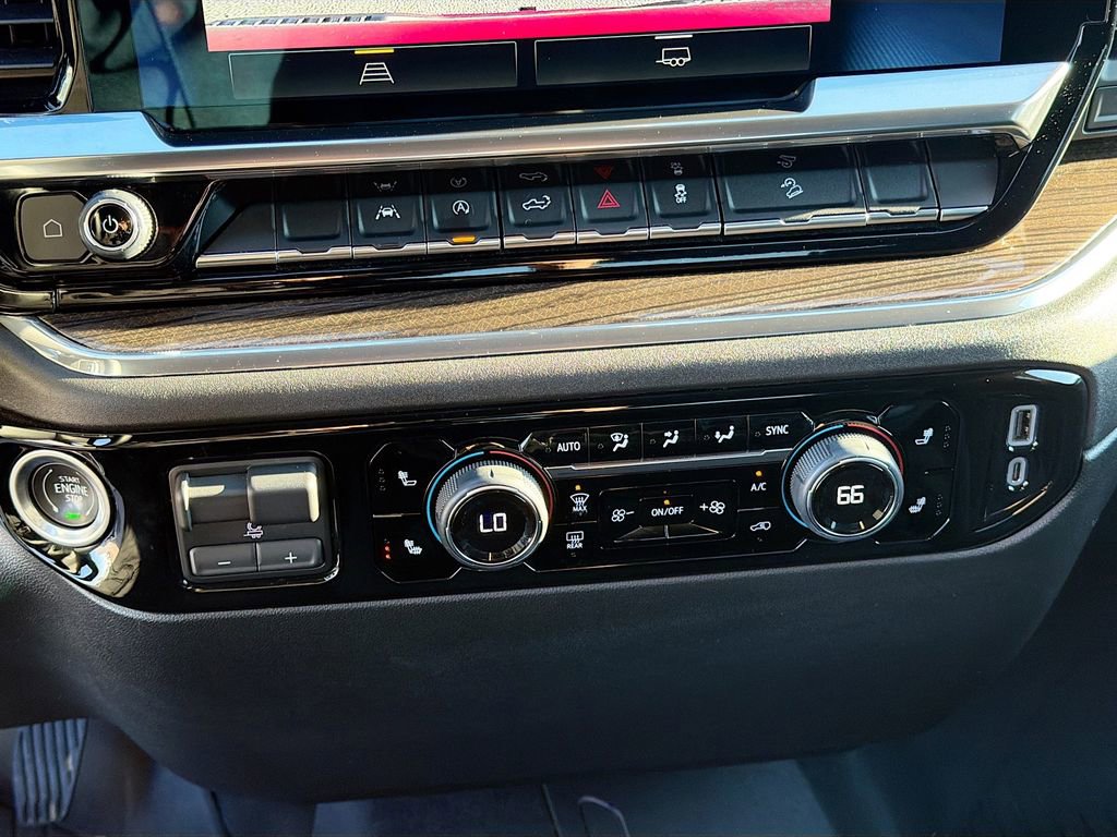 Used 2024 Chevrolet Silverado 1500 RST w/ Z71 Off-Road Package image 32