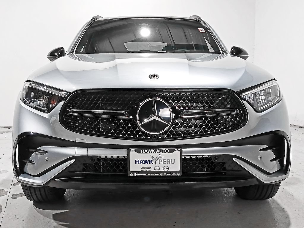 Used 2026 Mercedes-Benz GLC 300 4MATIC image 2