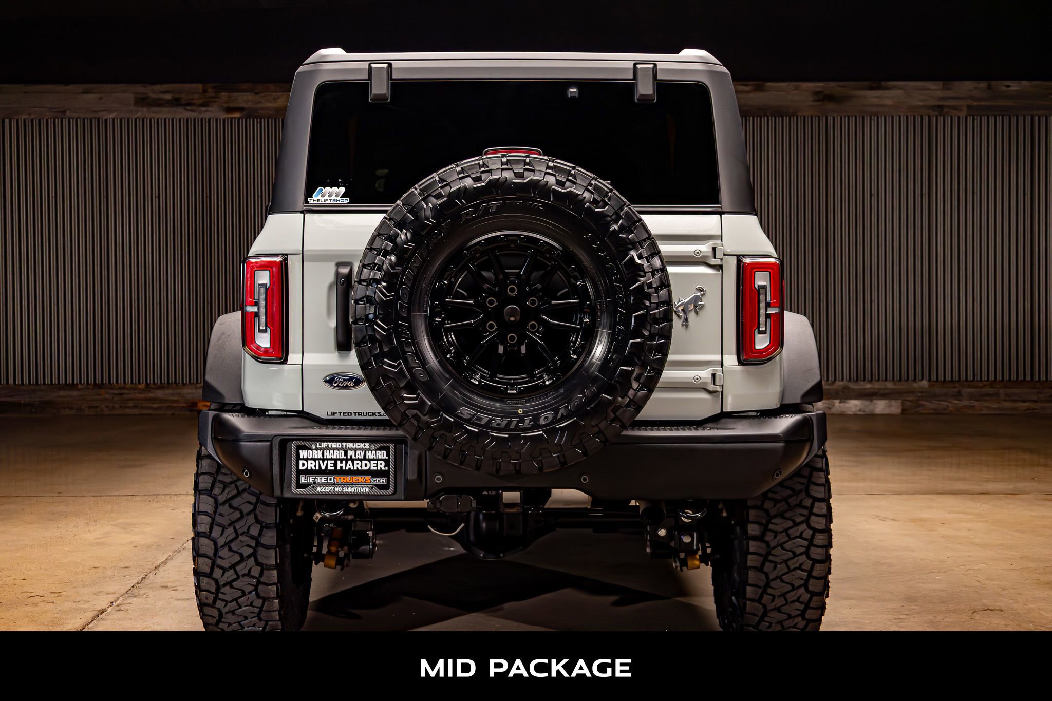 Used 2022 Ford Bronco Badlands image 8