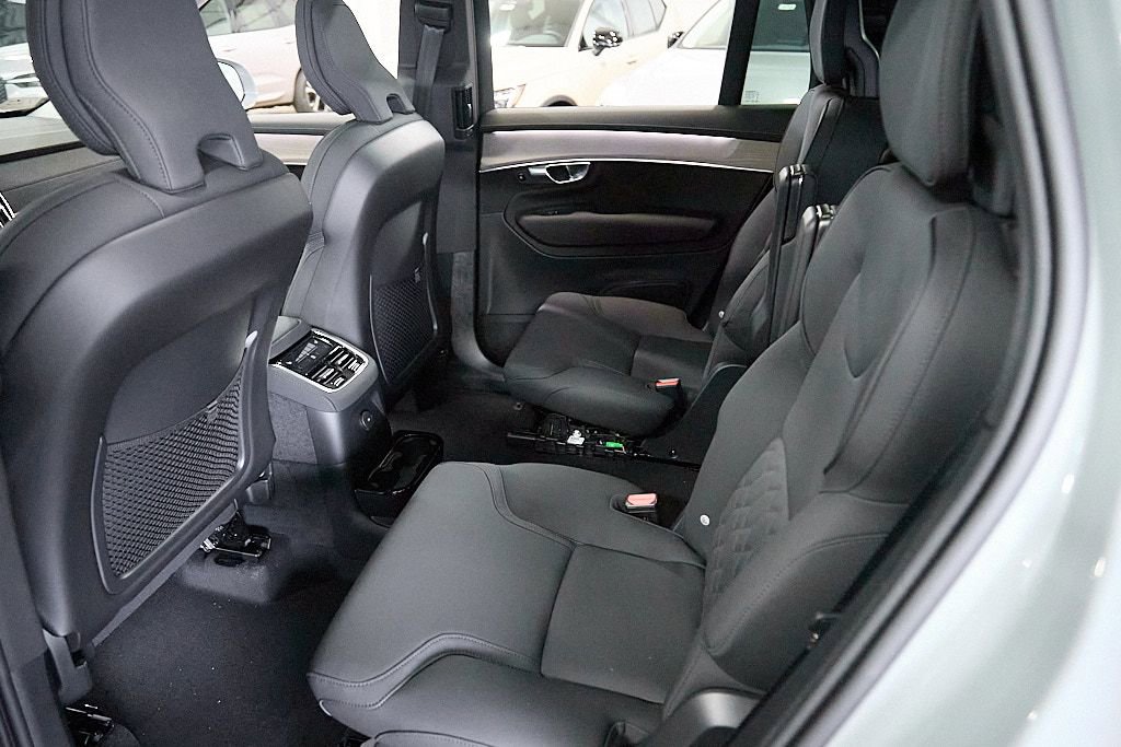 New 2026 Volvo XC90 T8 Plus w/ Protection Package image 20