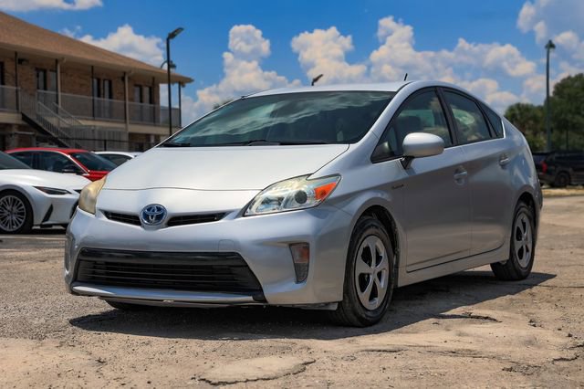 Used 2015 Toyota Prius Four image 3