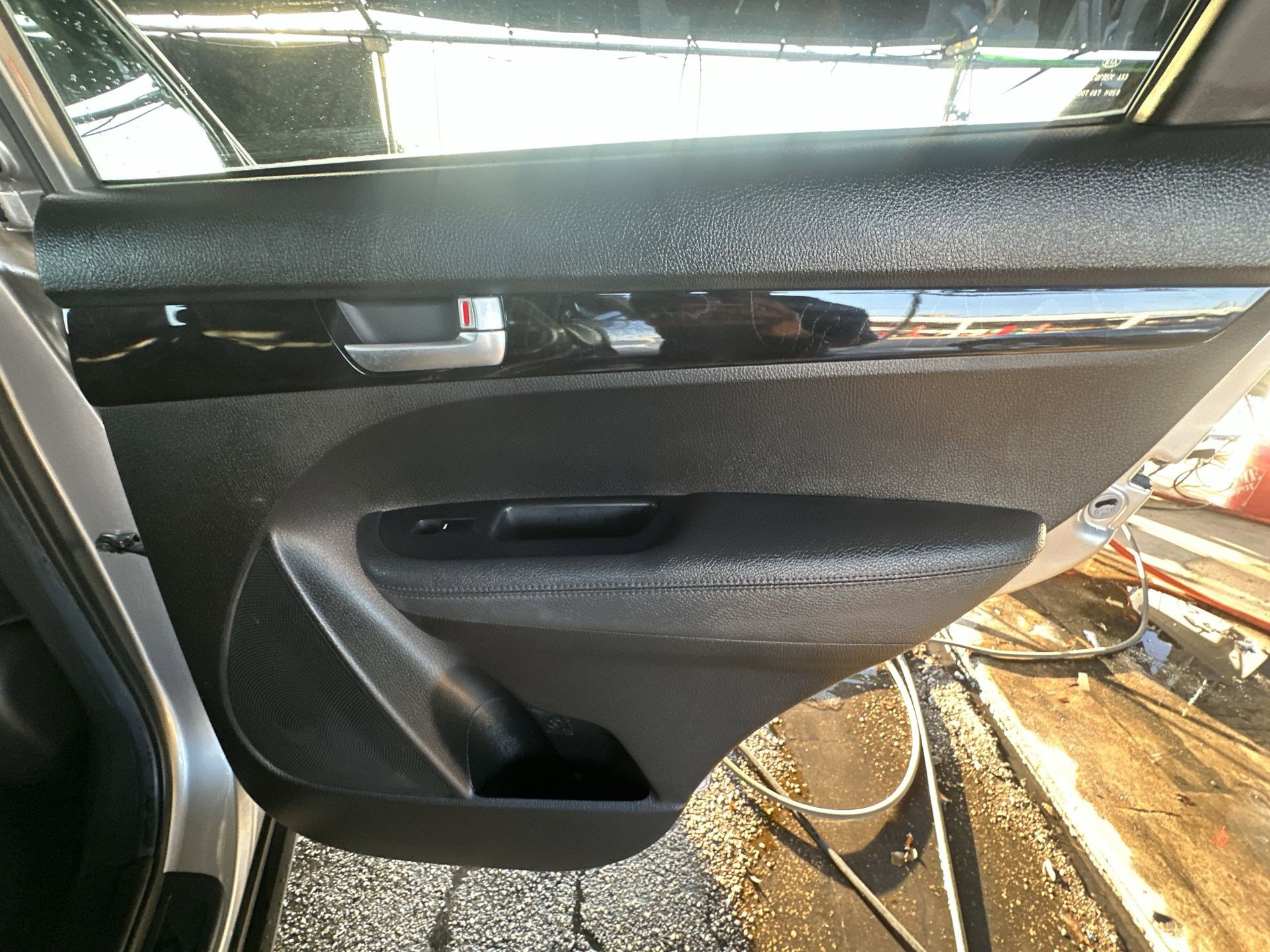 Used 2014 Kia Sorento LX image 32