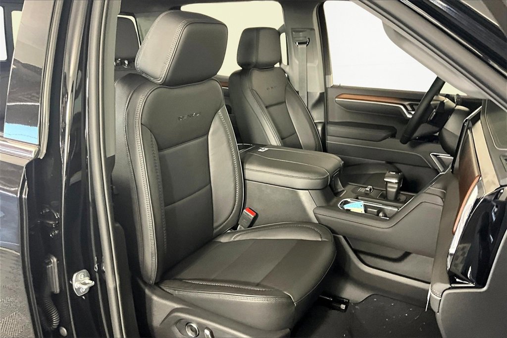 New 2026 GMC Sierra 1500 Denali w/ Denali Reserve Package image 11