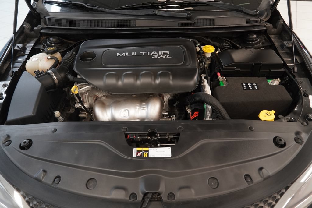 Used 2015 Chrysler 200 C w/ Navigation & Sound Group I FWD image 39
