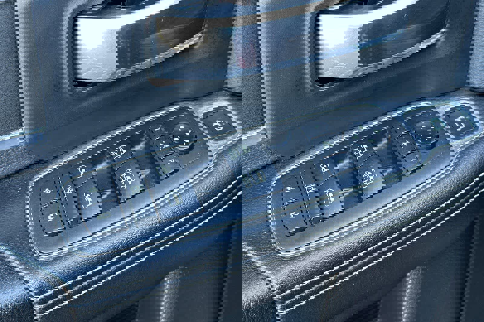 Used 2019 RAM 2500 Laramie image 13