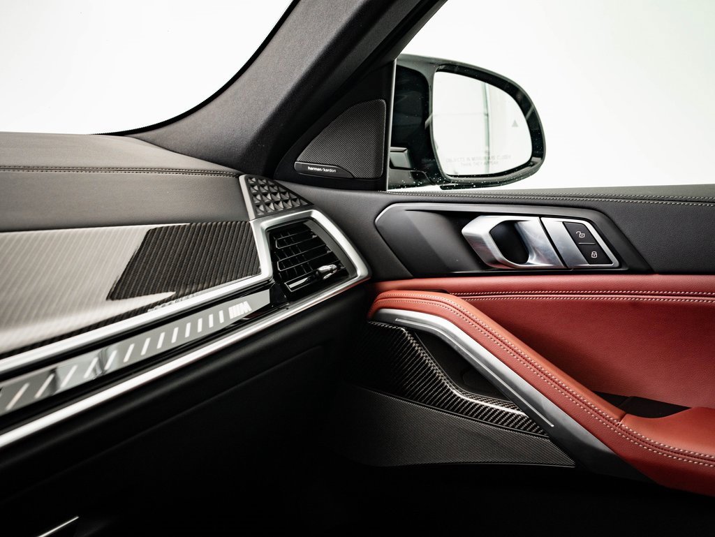 Used 2024 BMW X6 M60i w/ Dynamic Handling Package image 40