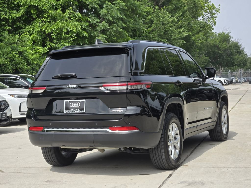 Used 2023 Jeep Grand Cherokee Limited RWD image 8