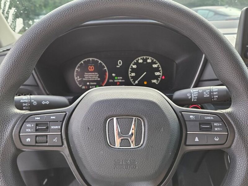 Used 2025 Honda CR-V LX image 25