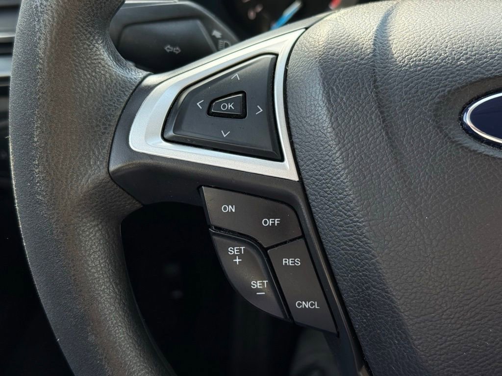 Used 2014 Ford Fusion SE image 30