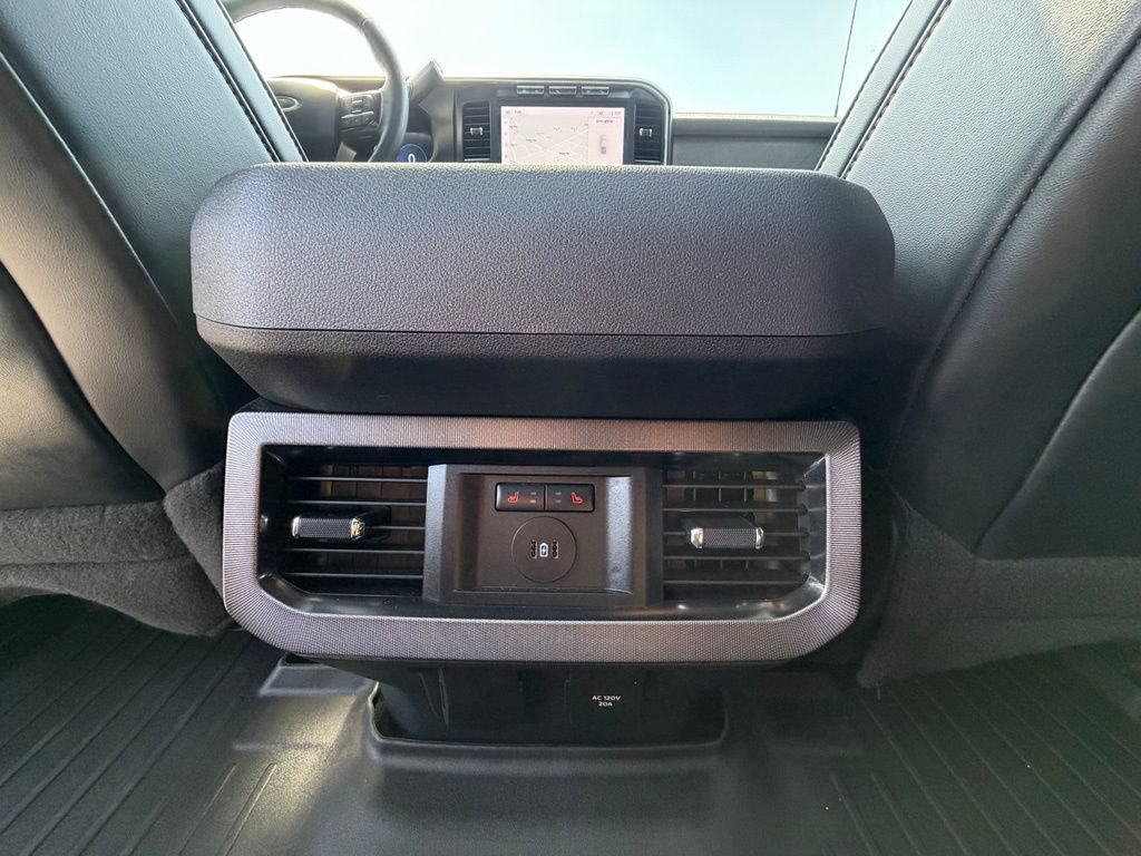Used 2023 Ford F450 Platinum w/ FX4 Off-Road Package AWD/4WD image 8