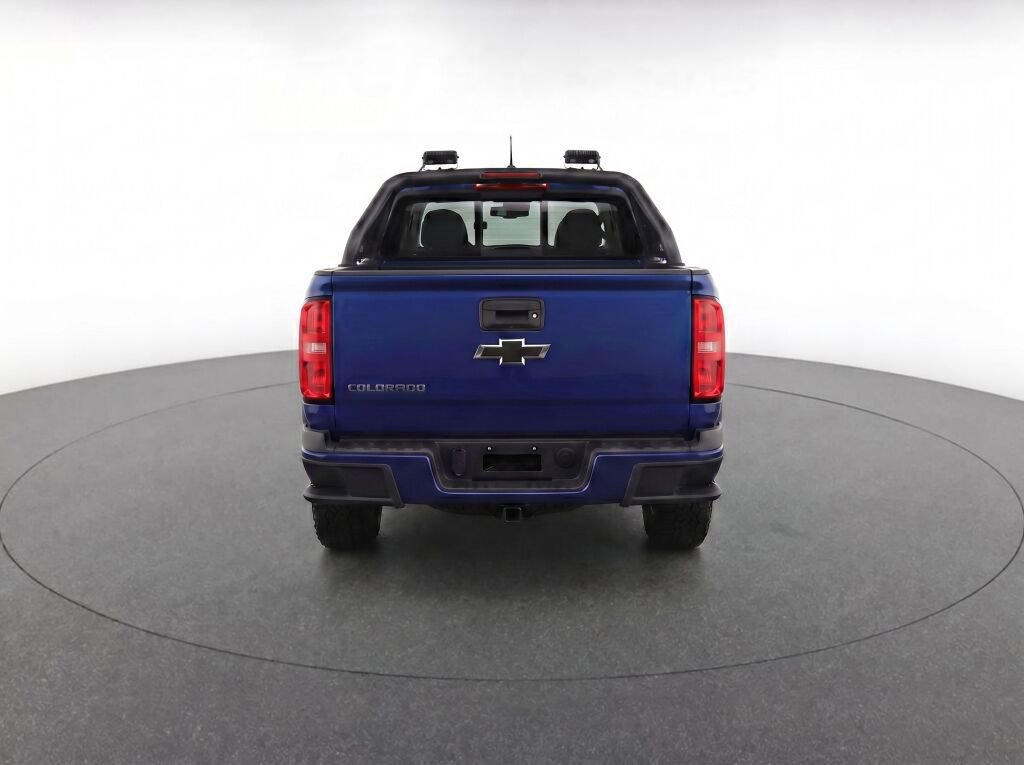 Used 2017 Chevrolet Colorado Z71 AWD/4WD image 7