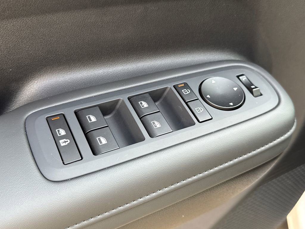 Used 2026 Hyundai Santa Fe SEL image 20