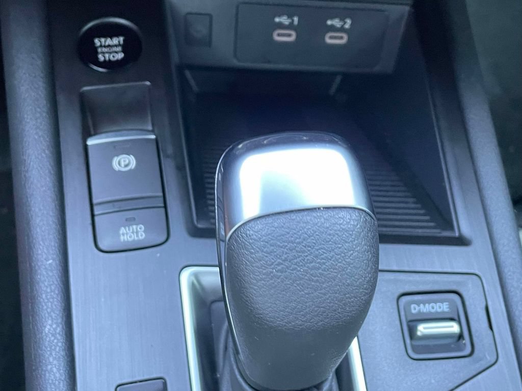 Used 2025 Nissan Kicks SV FWD image 28