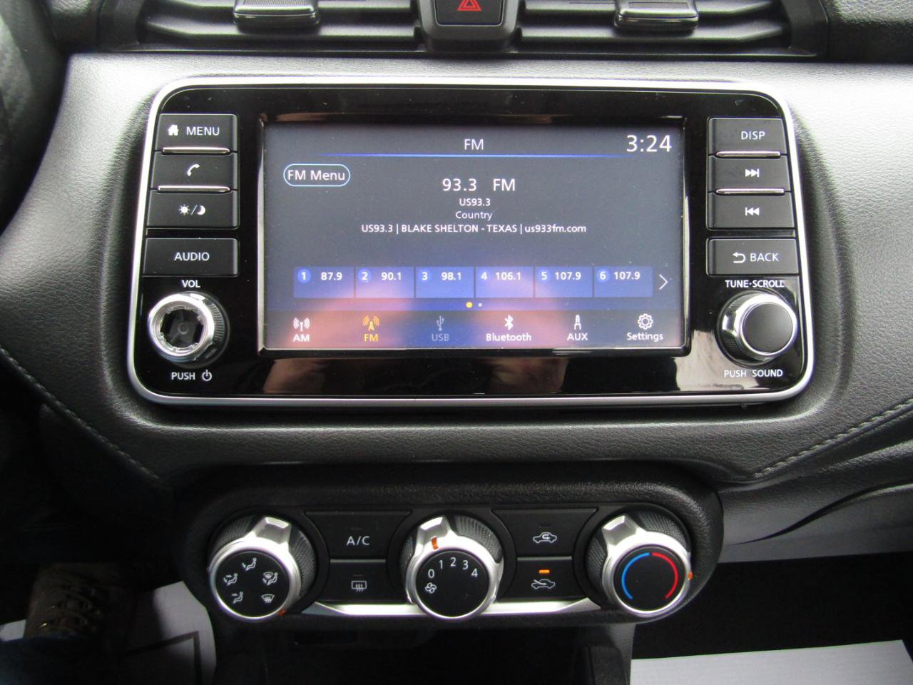Used 2021 Nissan Versa S FWD image 12